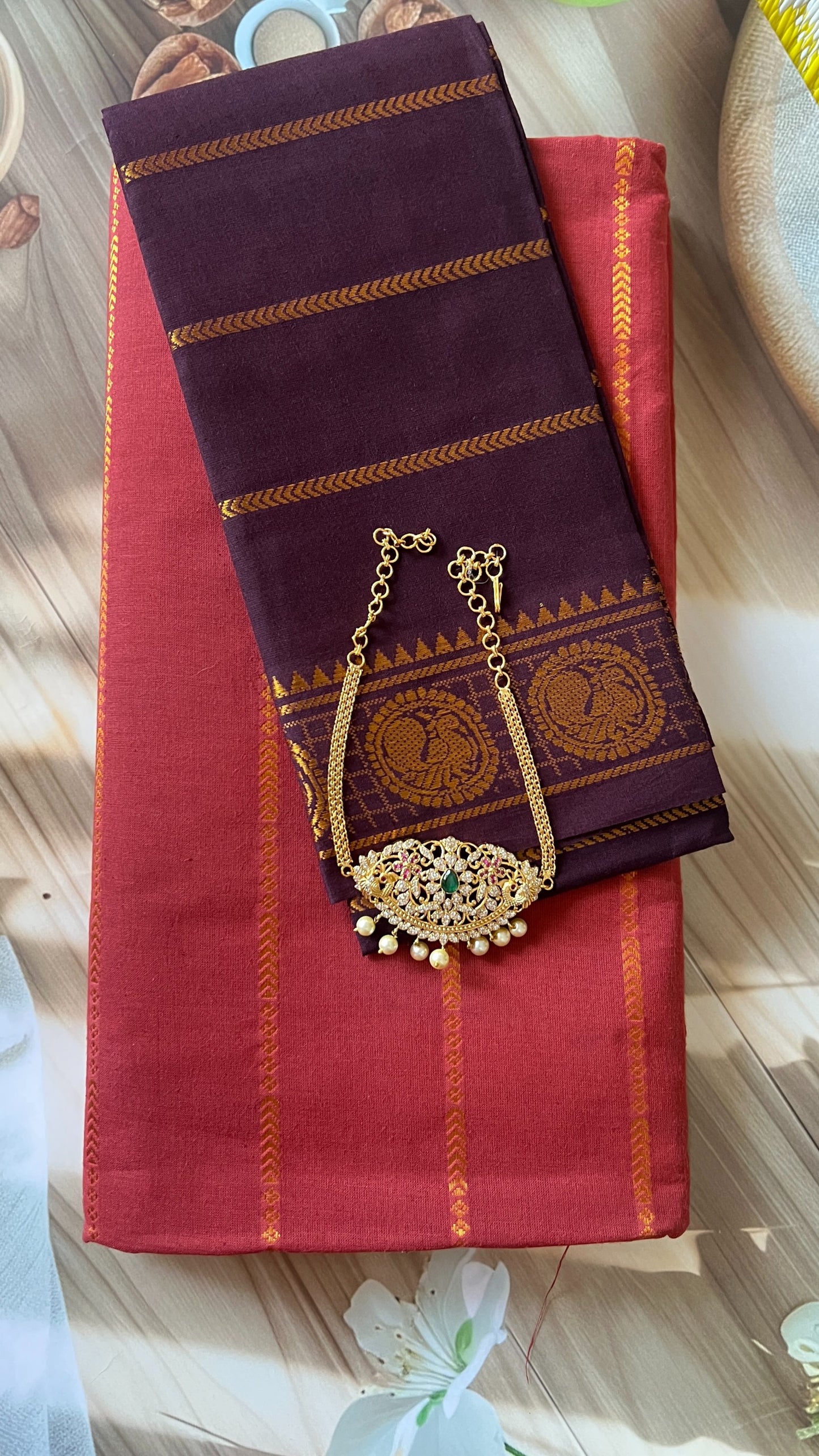 Velthari - Rust Orange X Brown