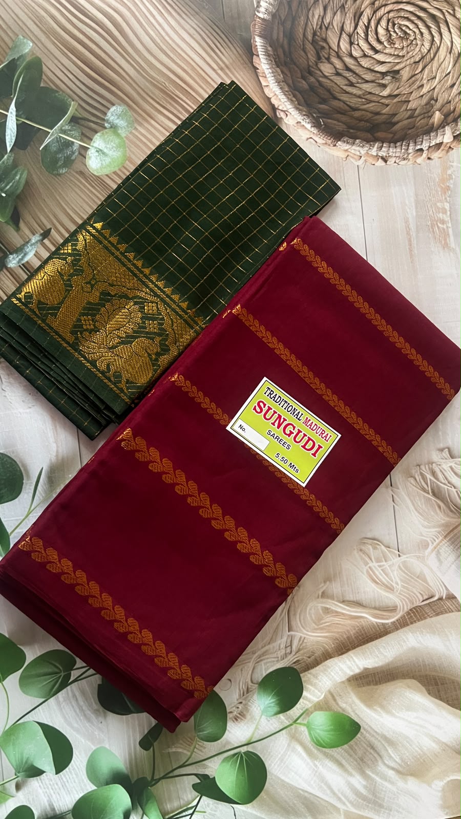 Velthari -  Dark Maroon and Dark Green